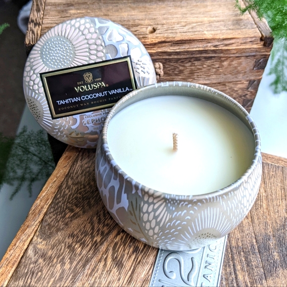 Voluspa Other - Voluspa Tahitian Coconut Vanilla 4oz Candle